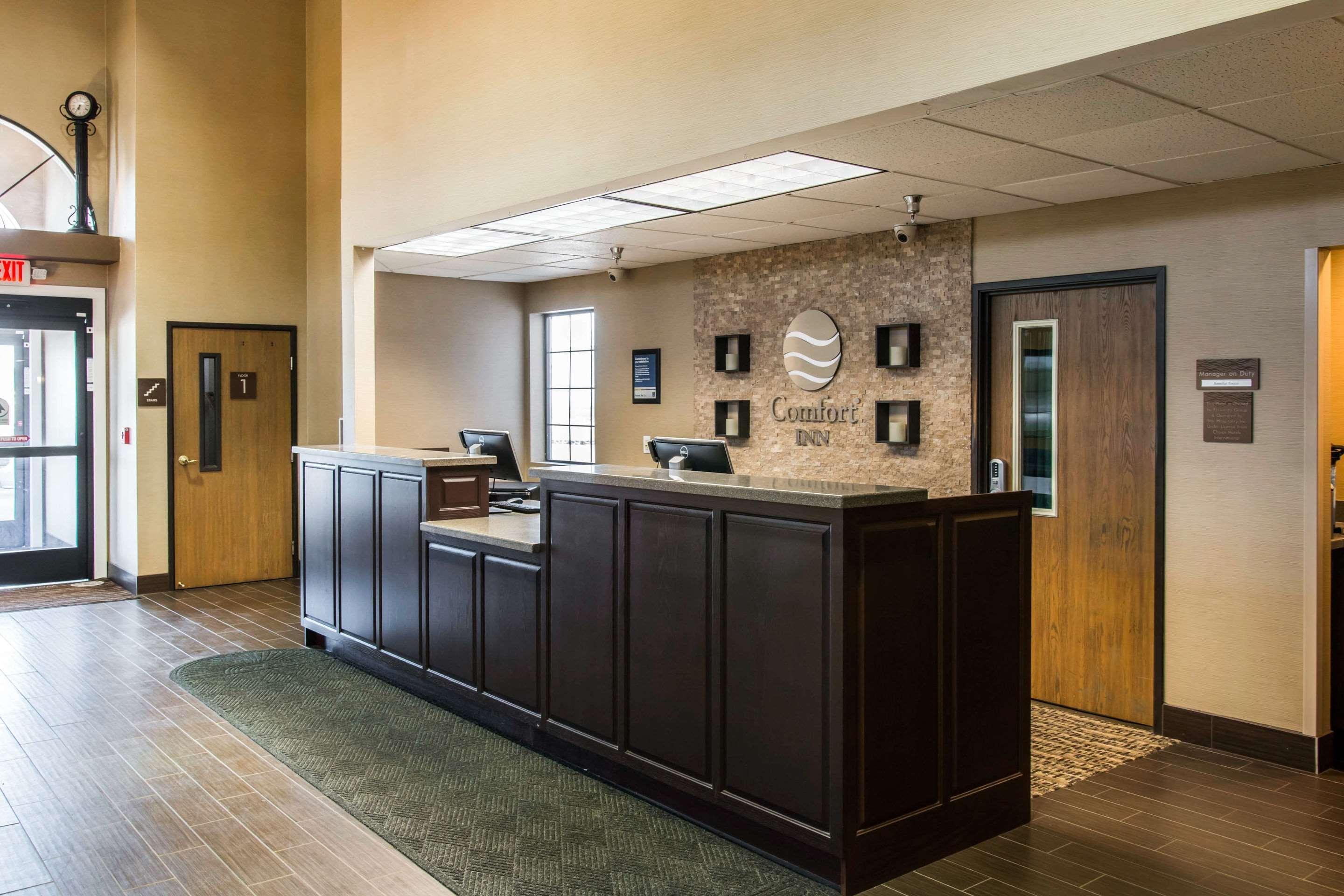 Comfort Inn Ludington Near Us-10 Extérieur photo