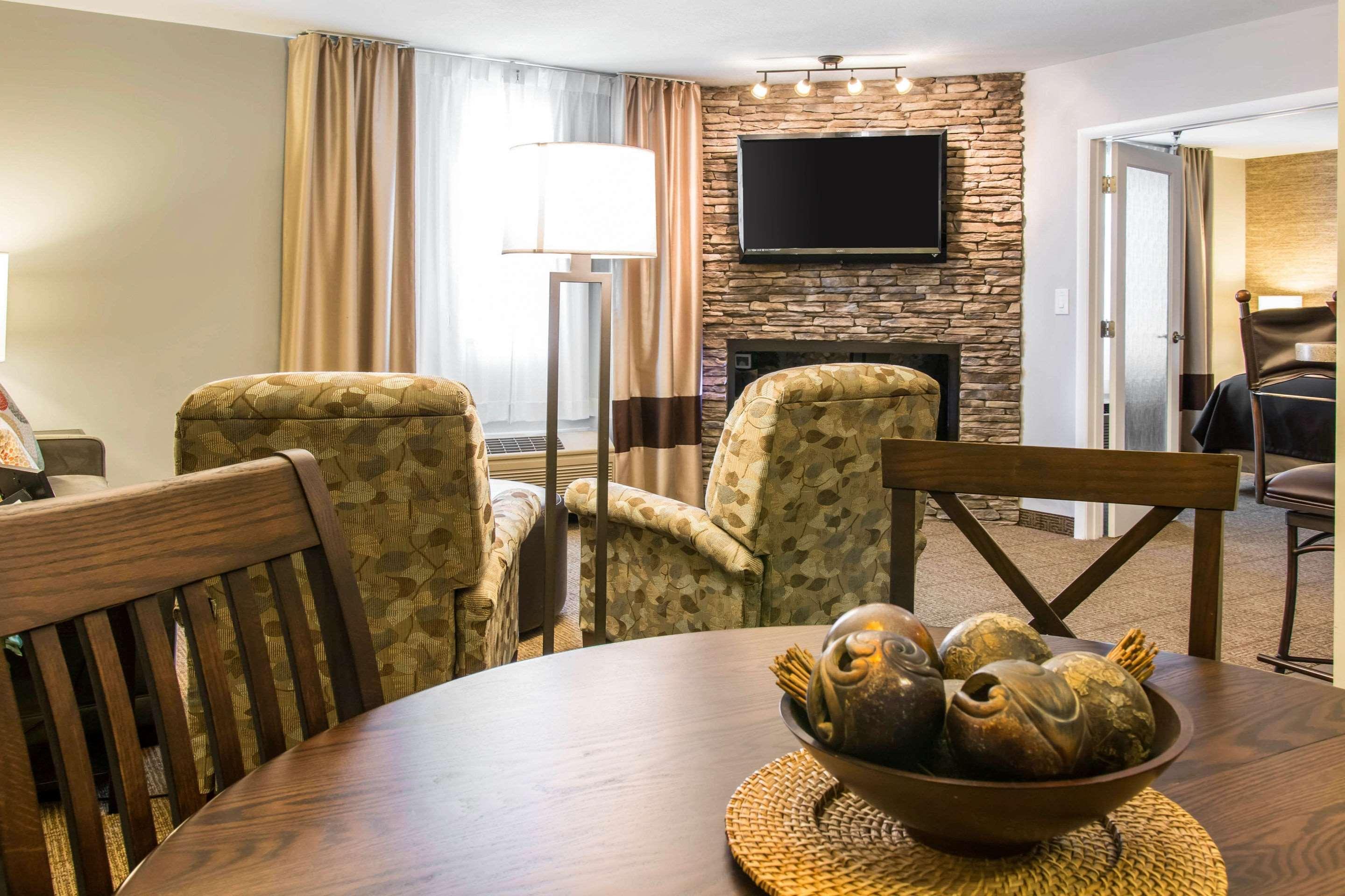 Comfort Inn Ludington Near Us-10 Extérieur photo