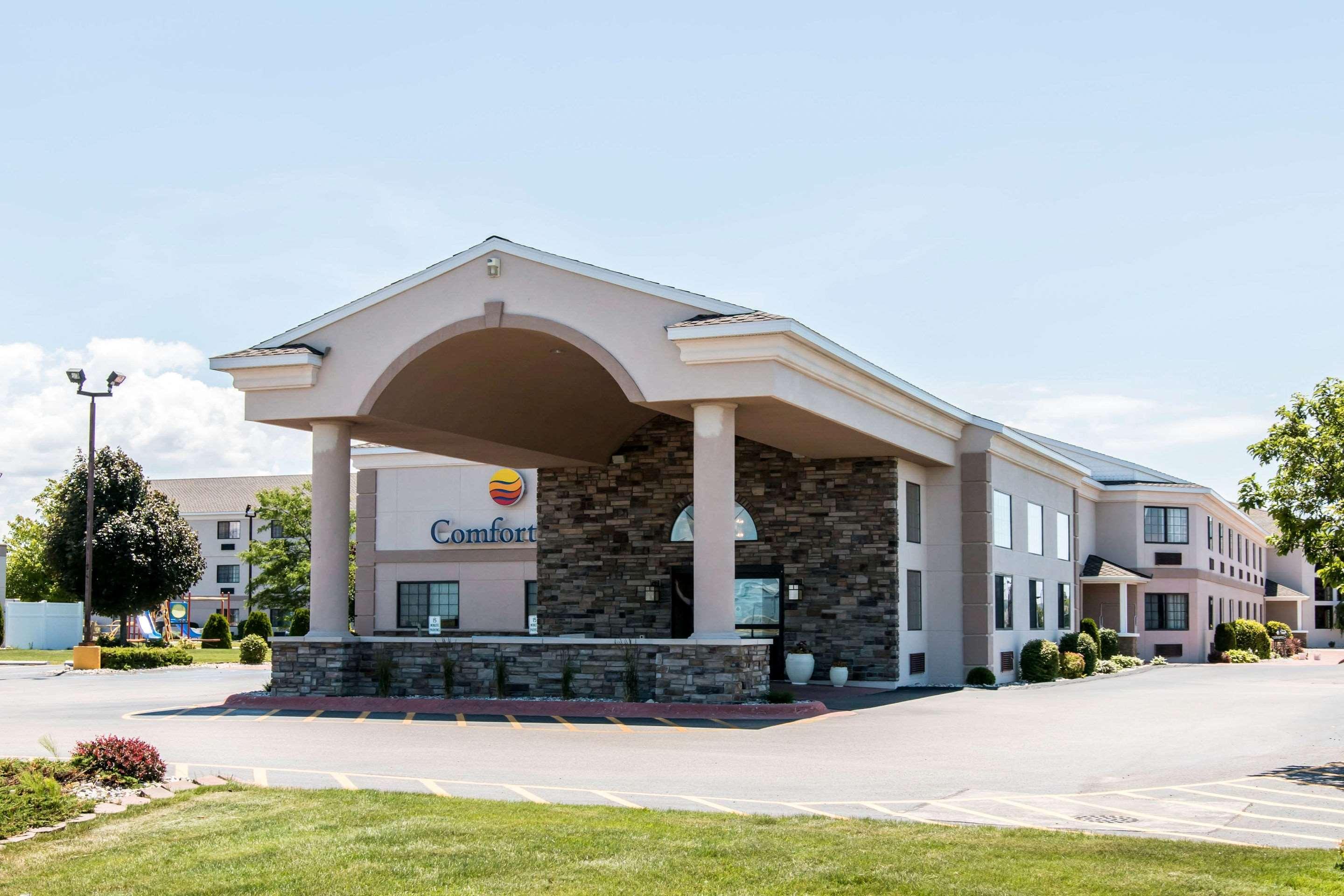 Comfort Inn Ludington Near Us-10 Extérieur photo